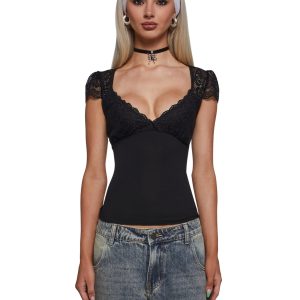 Top Romance Lace Top - Black
