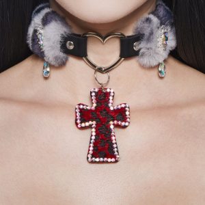 Vampy Wink Fur Cross Necklace - Gray