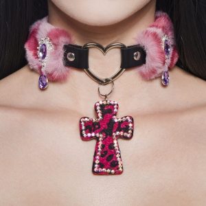 Vampy Wink Fur Cross Necklace - Pink