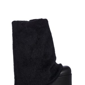 Snuggle Wonderland Platform Boots - Black